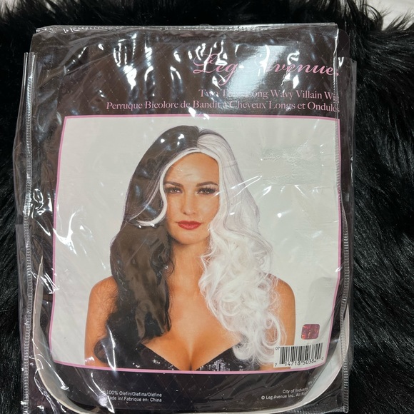 Black & white wig 🖤Two-Tone Long Wavy Villainess Wig Leg Avenue - Picture 2 of 10